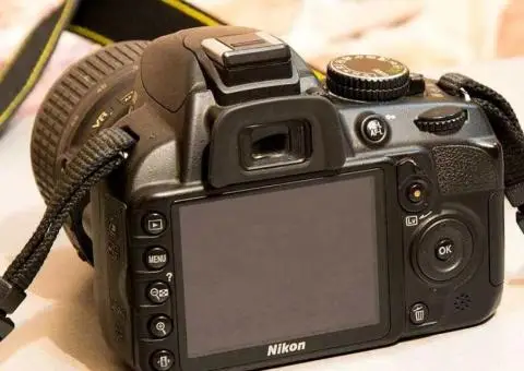 Дзеркальний фотоапарат Nikon D3100 +об’єктив +сумка - 2/3