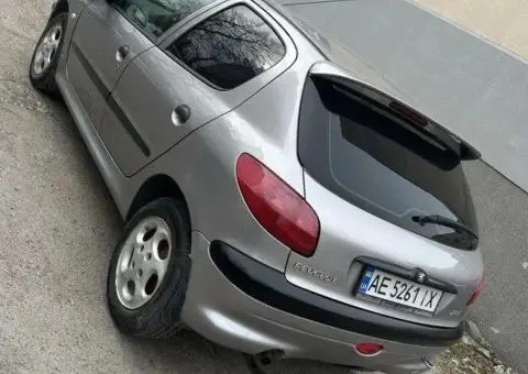 Продам Peugeot 206 на автомате - 2/3