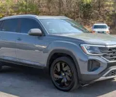 Volkswagen Atlas Cross Sport      2024