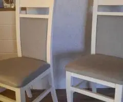 Продам комплект стільців