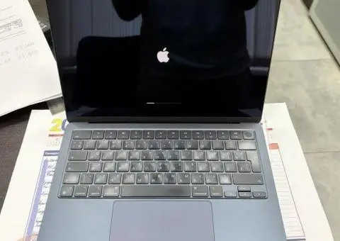 Macbook air m2 2022 - 3/3