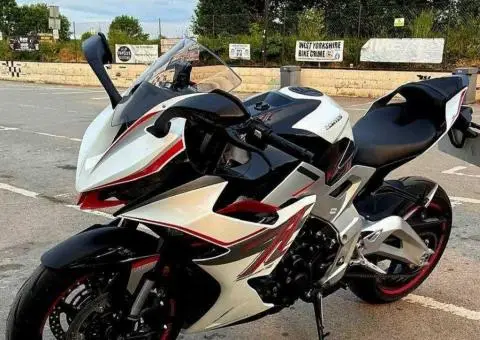 Мотоцикл ZONTES SPORT 703 RR EFI 17/17 ABS МКПП 6 - 1/3