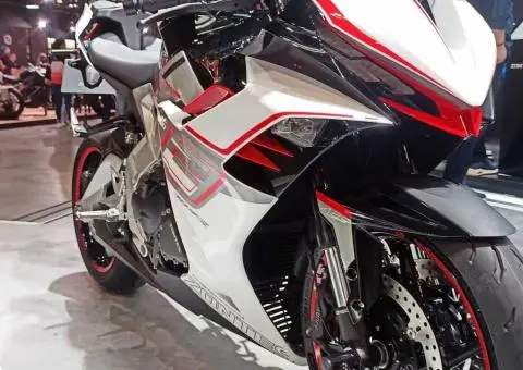 Мотоцикл ZONTES SPORT 703 RR EFI 17/17 ABS МКПП 6 - 3/3
