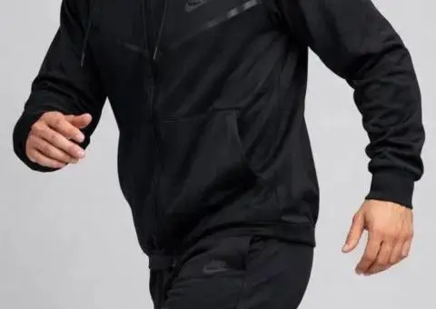 Потужний стиль і комфорт на щодень — Nike Tech Fleece. - 3/3