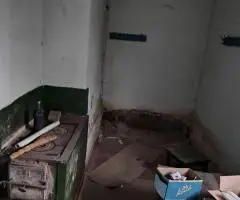 Земельна ділянка з будинком під ремонт у Маньківці (20 сот.)