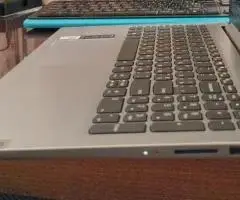 Lenovo 15,6" На Ryzen 5 та 512Гб SSD