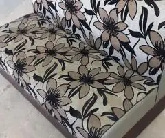 Продаються дивани для кафе