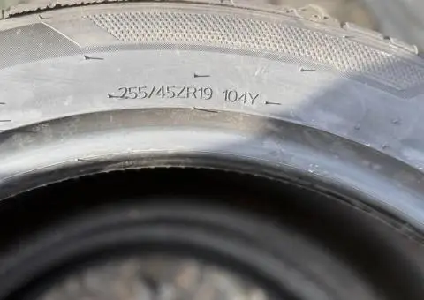 Hankook 255 45 ZR19 нові - 2/3