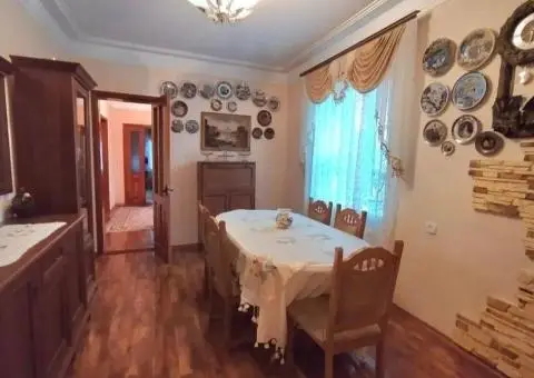 Продается Добротный Качественный Дом - 1/3