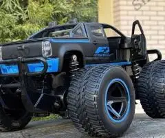 Джип на радіоуправлінні Protector Monster Truck Синій, на пульту