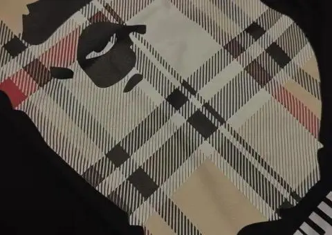 чорна Футболка Burberry Bape барбери бейп - 1/3