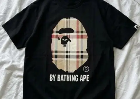 чорна Футболка Burberry Bape барбери бейп - 3/3