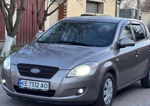 Kia ceed 2008 Автомат 1.6газ/бенз - 2/3
