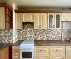 продам 3 комнатную квартиру Тополь 3
