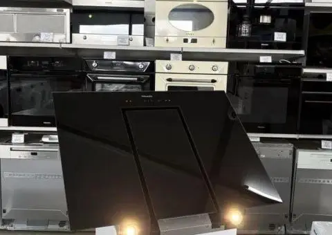 Наклона витяжка Miele DA 6498 Obsidian Black потужна витяжка міле - 2/3