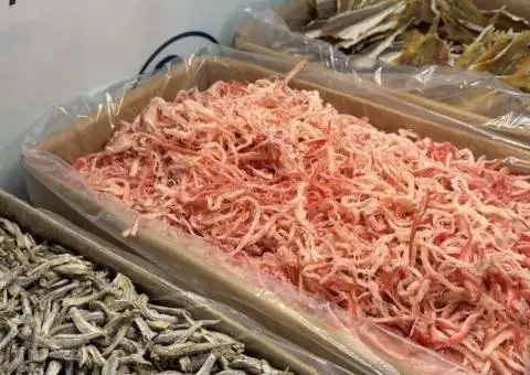Снеки до пива, закуски: рибка, джерки, фісташки - 1/3