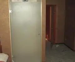 Душові перегородки, душові кабіни, дзеркала, скляні кабіни, душові двері