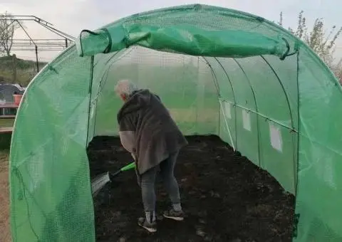 Теплиці садові. Парники. Теплиці різних розмірів. - 1/3