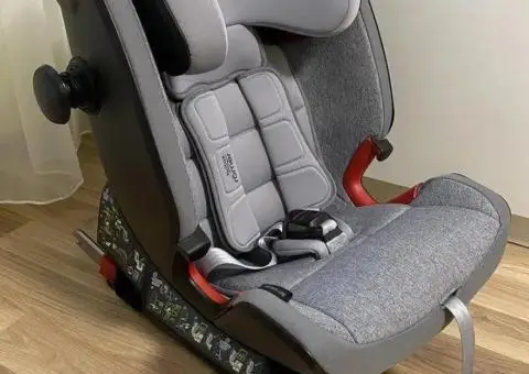 Автокресло Britax-Romer Advansafix IV R группа 1/2/3 с 9мес.до 12 лет - 1/3