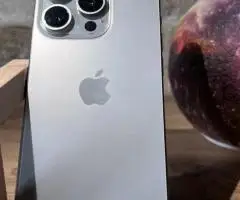 iPhone 15 pro - 256gb