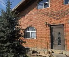 Терміновий продаж приватного будинку в Угринові
