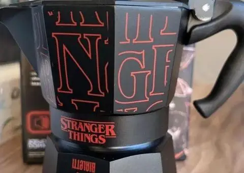 Гейзерна кавоварка Bialetti Moka Express Stranger Things, 3 чашки - 1/3