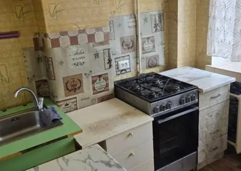 Продаємо 1 кімнатну квартиру - 8/10