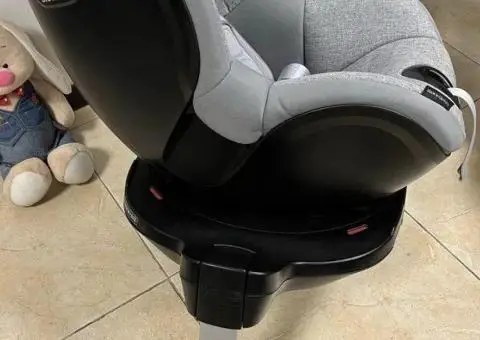 Автокрісло Britax Römer DUALFIX M i-SIZE Група 0+/1 (0-18 кг) - 1/3