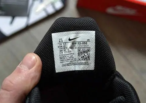 Чоловічі кросівки Nike Air Max Plus Tn 'Black' Розміри 40-45 - 1/3