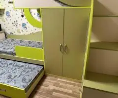 Дитячі меблі в гарному стані