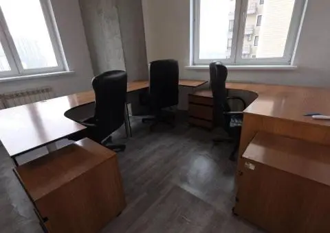 Здається в оренду частина нежитлового приміщення під офіс за адресою: м. Київ, вул. Ділова, 2Б. - 3/10