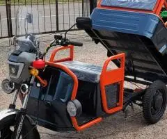 Трицикл вантажний електричний FORTE GP-1000-C