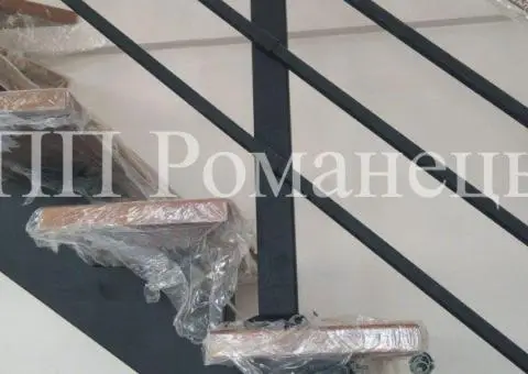 Відкриті сходи на металевому каркасі Львів - 4/4