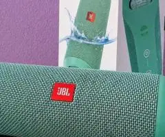 Портативна колонка JBL Flip 4. Ідеальний стан