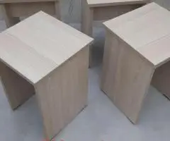 Табуретки кухонні.