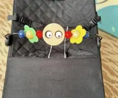Дитячий шезлонг з дугою
