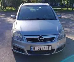 Зафіра б, Zafira B