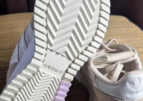 Жіночі кросівки Adidas Retropy Originals(Оригінал)38-23,5 і 38,5-24 см - 3/3