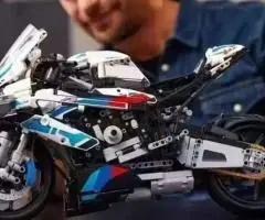 Конструктор Technic BMW M 1000 RR Техникс БМВ мотоцикл, 1920 деталей