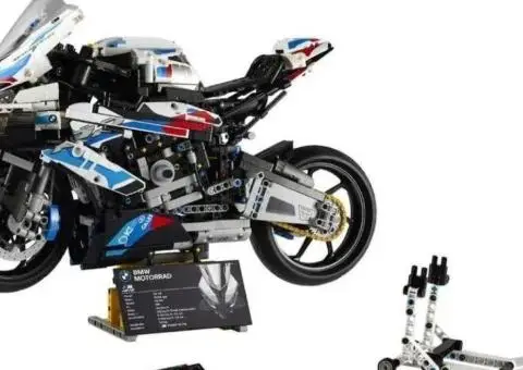Конструктор Technic BMW M 1000 RR Техникс БМВ мотоцикл, 1920 деталей - 2/3