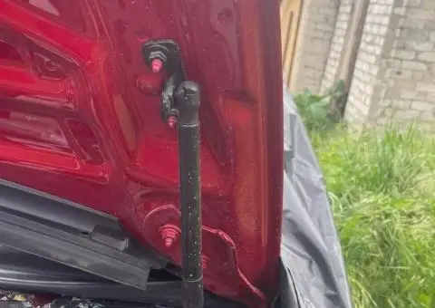 Капот TESLA Model 3 - 3/5