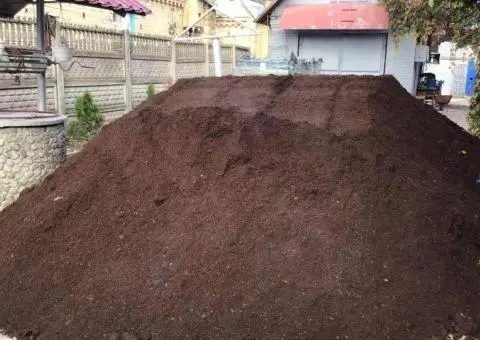 добриво для грядки, перегній кінський - 1/3