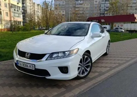 Honda Accord 3,5-V6 - 1/3