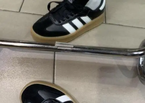 Кросівки жіночі adidas 39 розмір - 3/3