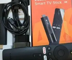 Продам смарт-приставку Xiaomi Smart TV Stick 4k
