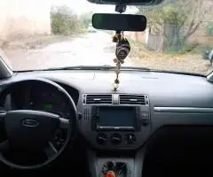 Автомобіль Форд С-Макс