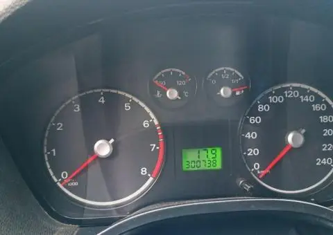 Автомобіль Форд С-Макс - 7/10