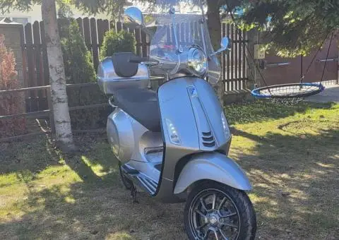 Електроскутер Vespa Piaggio Elettrica CB0 4Kw 2021 - 2/3