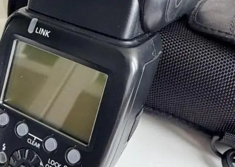 Спалах Canon Speedlite 600EX-RT - 2/3