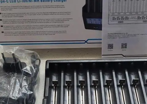 Зарядка Li-ion | Ni-MH  XTAR VC8 Plus на 8 акумуляторів + тест ємності, Швидка доставка - 2/3